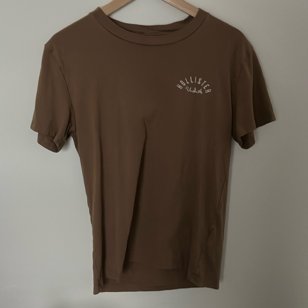 Brown XS Hollister t-shirt
